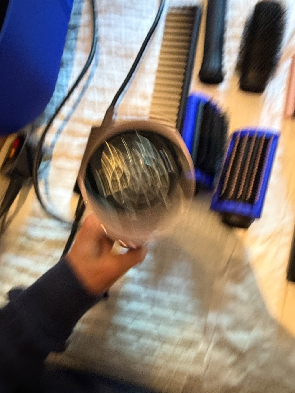 Dyson Royal Blue Airwrap Styling Wand with Rose Gold Trim - Picture 11 of 14